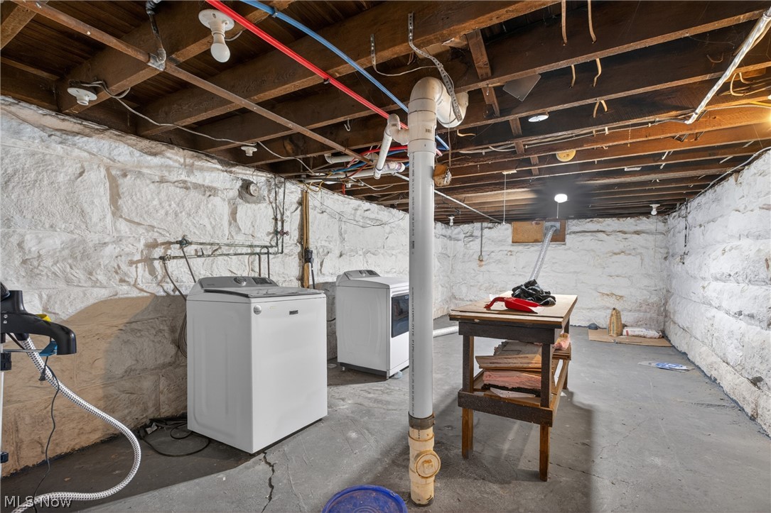 973 W Exchange Street Akron OH 44302