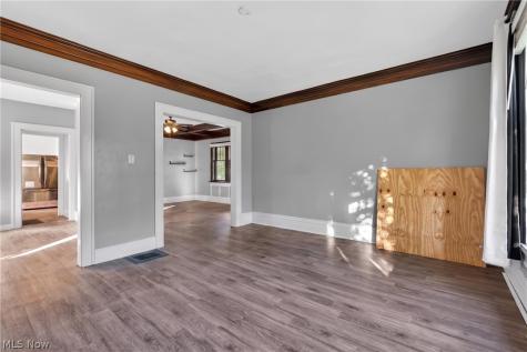 973 W Exchange Street Akron OH 44302