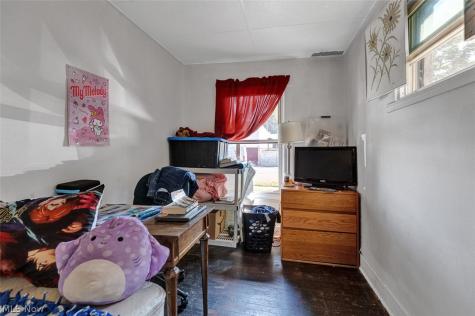 1522 E 47th Street Cleveland OH 44103