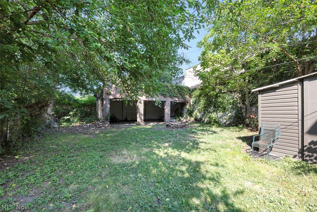 1522 E 47th Street Cleveland OH 44103