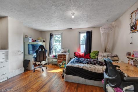 1522 E 47th Street Cleveland OH 44103