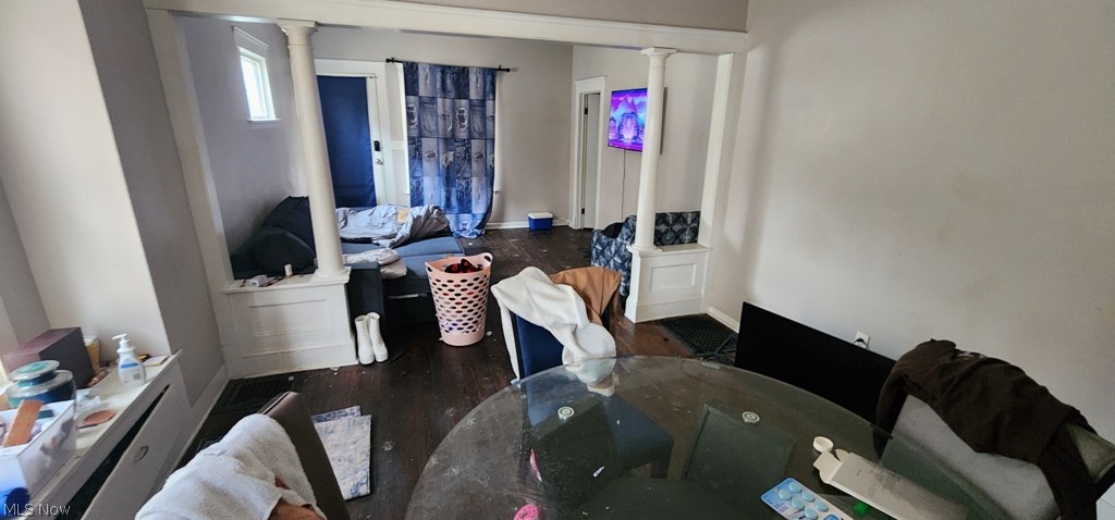 3868 W 19 Cleveland OH 44109