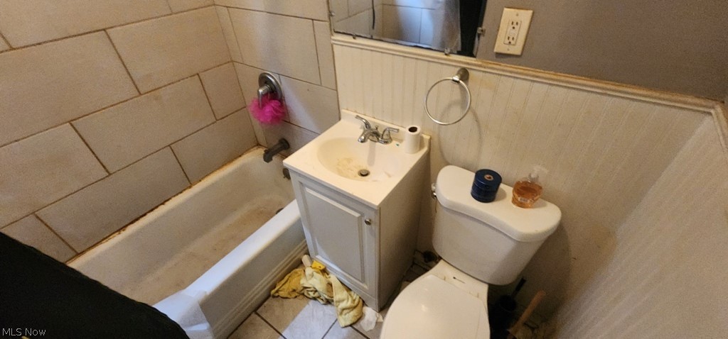 3868 W 19 Cleveland OH 44109