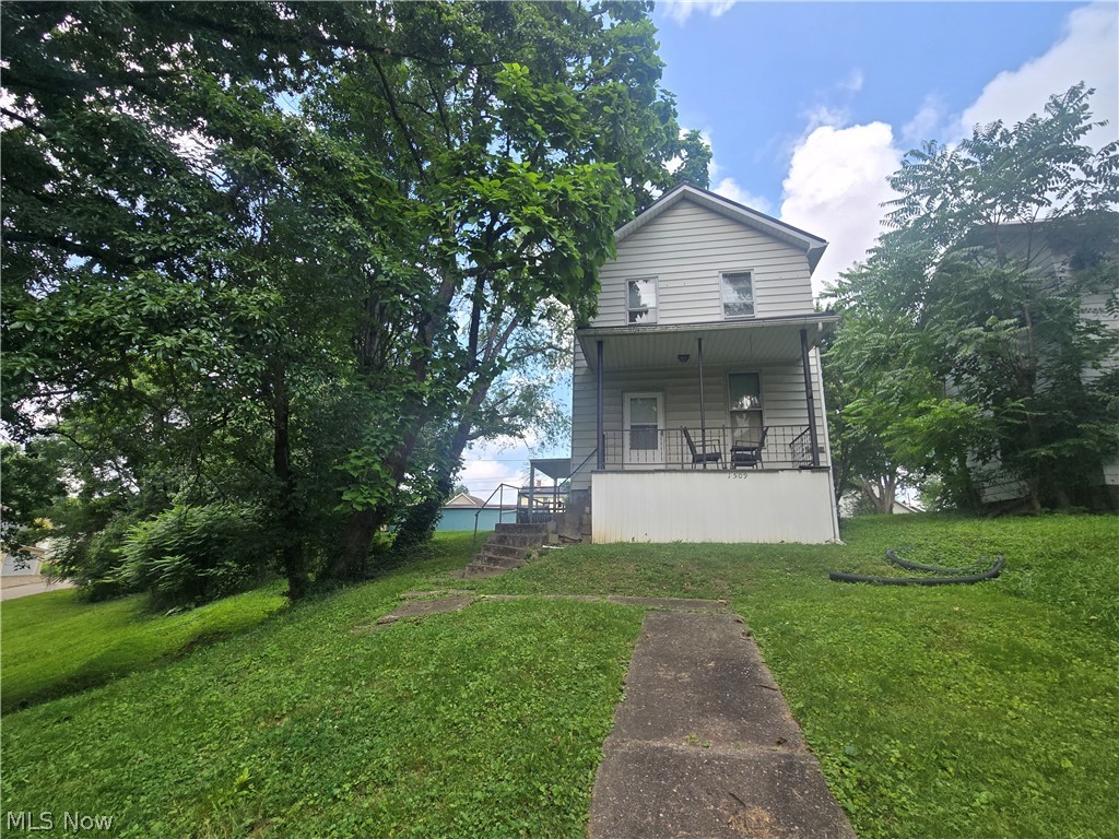 1509 May Street Zanesville OH 43701