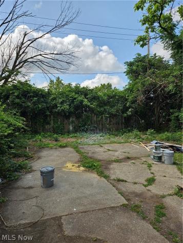 13318 Durkee Avenue Cleveland OH 44105