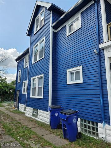 13318 Durkee Avenue Cleveland OH 44105