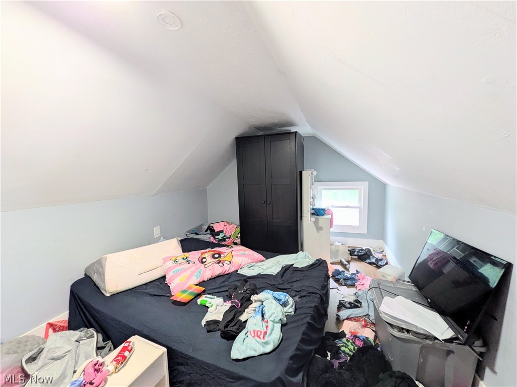 2217 W 104th Street Cleveland OH 44102
