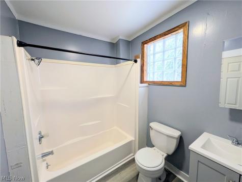 2217 W 104th Street Cleveland OH 44102