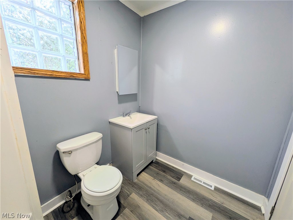 2217 W 104th Street Cleveland OH 44102