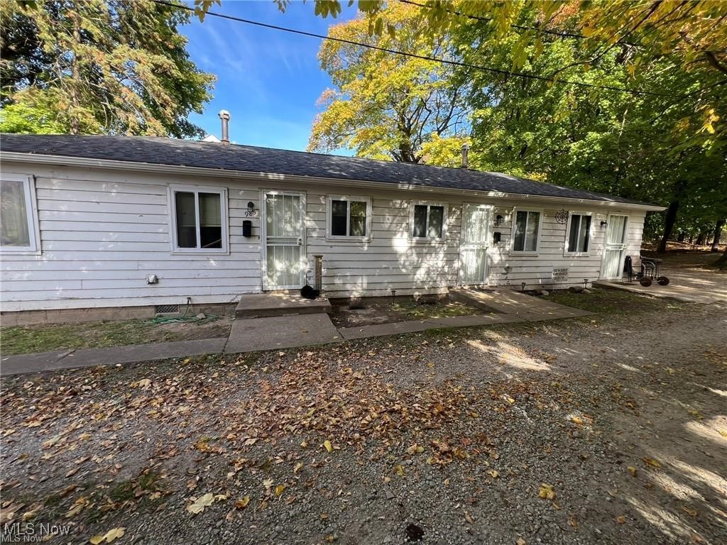 985-987 Diana Avenue Akron OH 44307