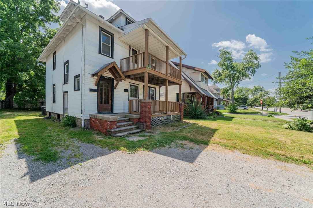 1318 Middle Avenue Elyria OH 44035