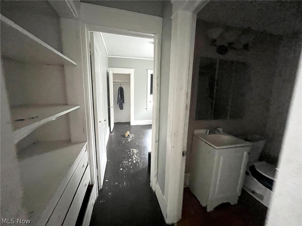 10403 Rosehill Avenue Cleveland OH 44104