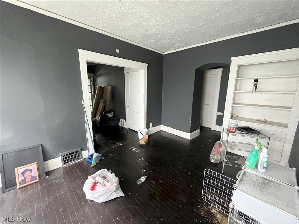 10403 Rosehill Avenue Cleveland OH 44104