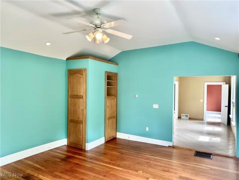 8026 Elm Street Garrettsville OH 44231