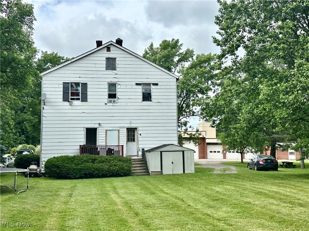 8026 Elm Street Garrettsville OH 44231