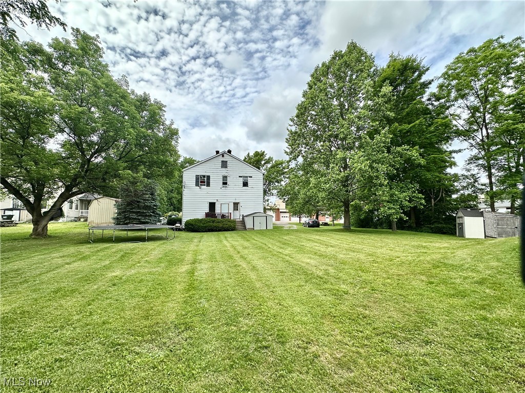 8026 Elm Street Garrettsville OH 44231