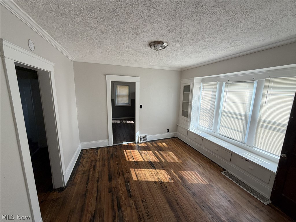 2231 W 104th Street Cleveland OH 44102