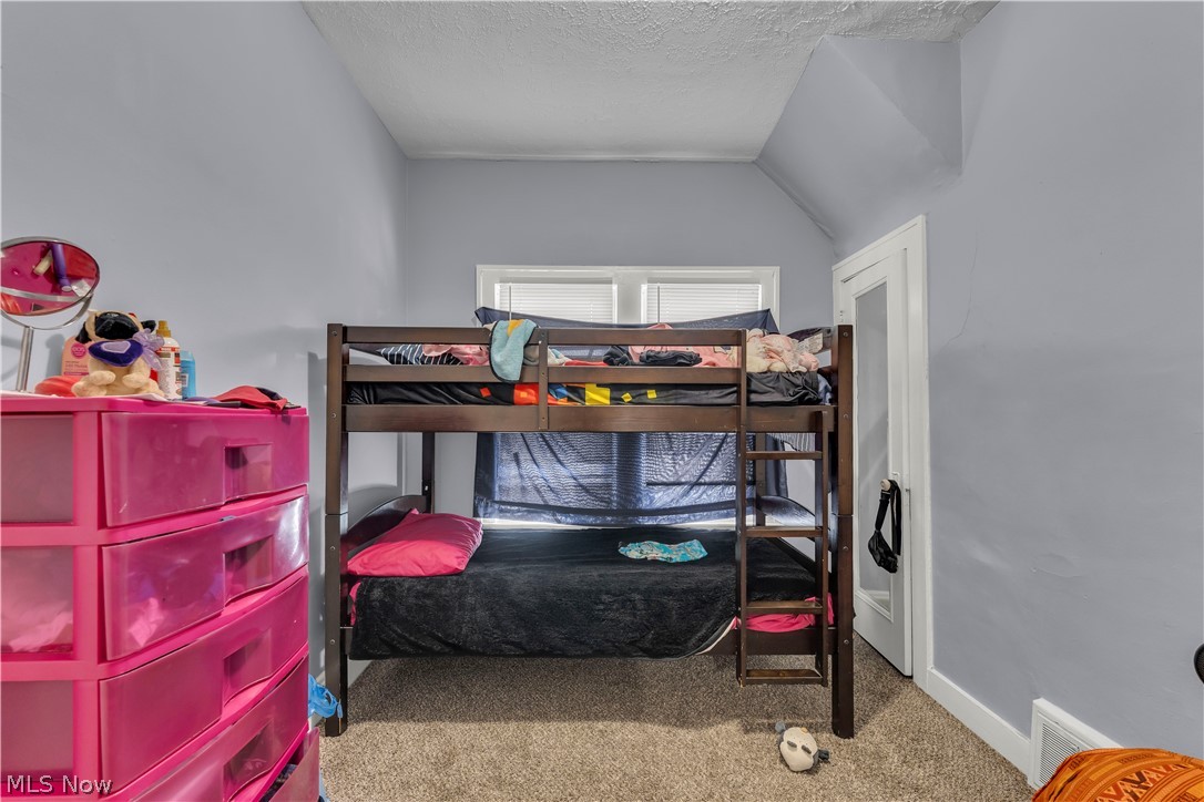 10105 Russell Avenue Garfield Heights OH 44125