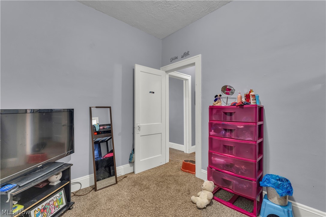 10105 Russell Avenue Garfield Heights OH 44125