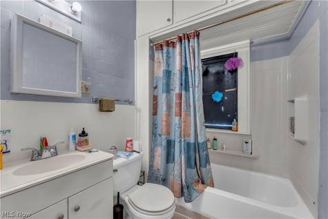 10105 Russell Avenue Garfield Heights OH 44125