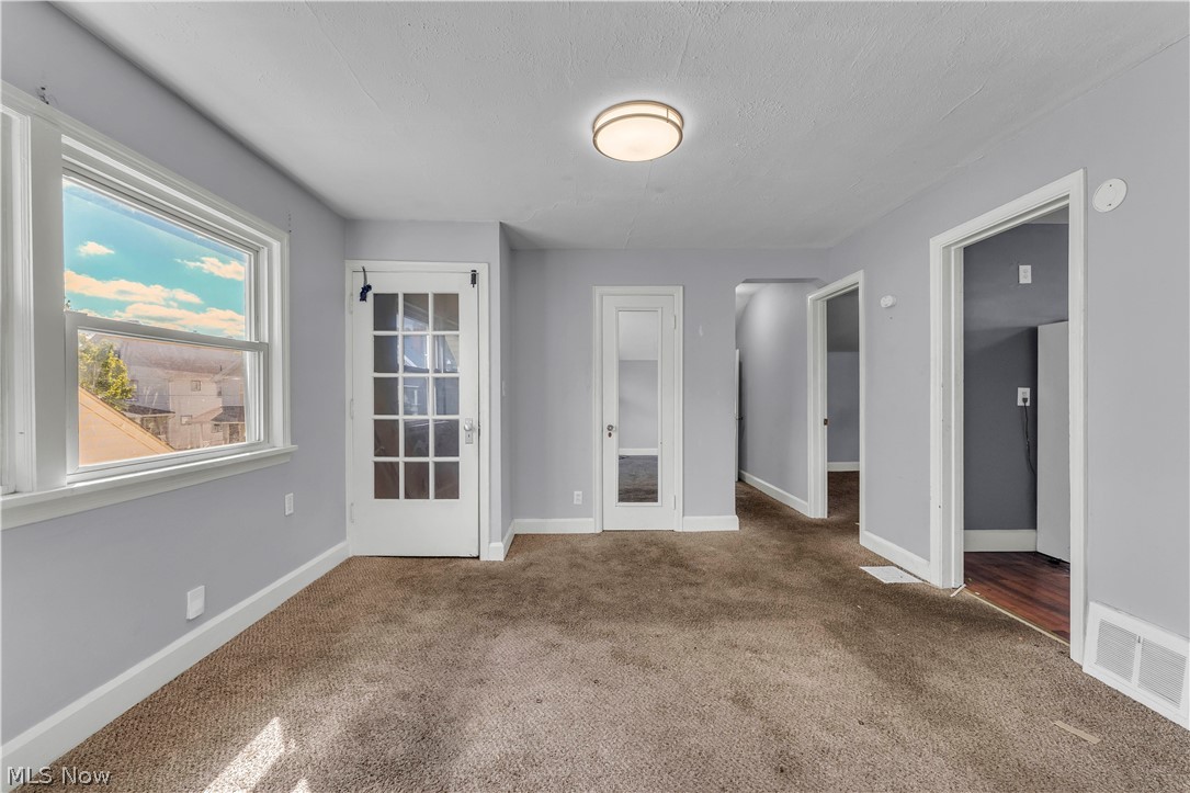 10105 Russell Avenue Garfield Heights OH 44125