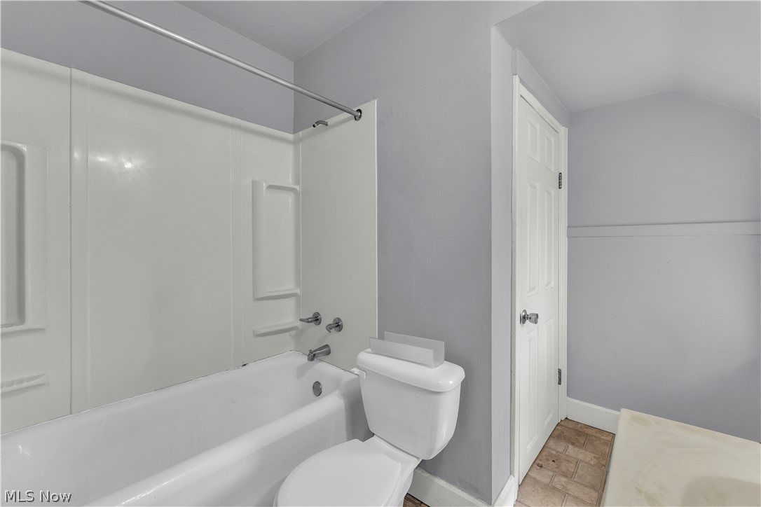 10105 Russell Avenue Garfield Heights OH 44125
