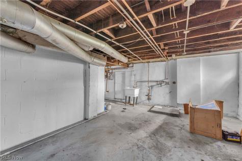 10105 Russell Avenue Garfield Heights OH 44125