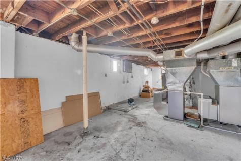 10105 Russell Avenue Garfield Heights OH 44125