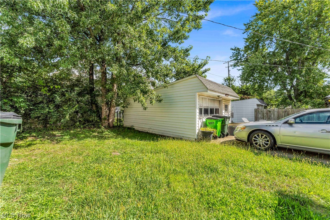 10105 Russell Avenue Garfield Heights OH 44125