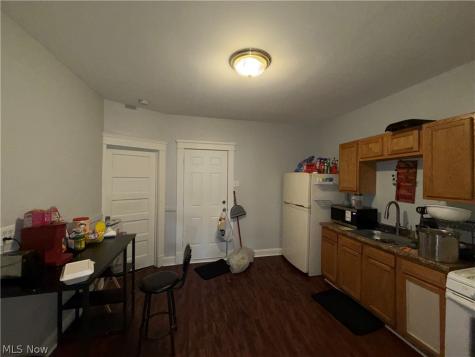 3550 Seymour Avenue Cleveland OH 44113