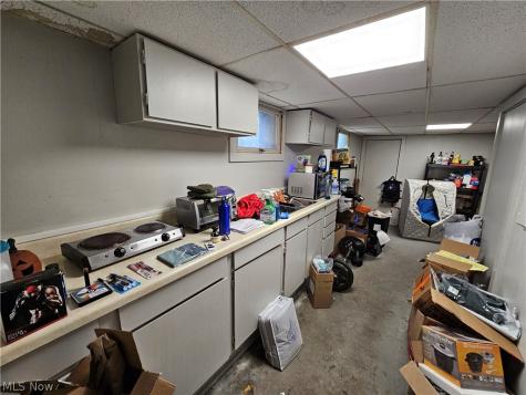 3283 W 48th Street Cleveland OH 44102