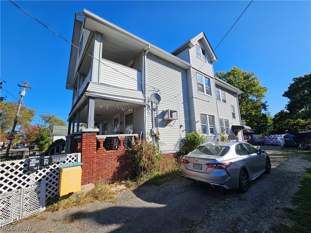 3283 W 48th Street Cleveland OH 44102
