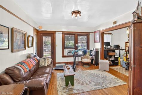 3372 Bosworth Road Cleveland OH 44111