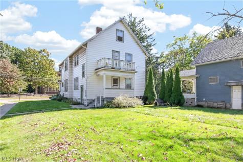 3372 Bosworth Road Cleveland OH 44111
