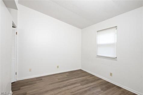 1939 Preston Avenue Akron OH 44305