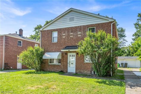 21300 Crystal Avenue Euclid OH 44123