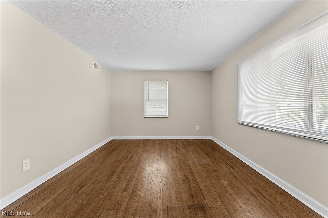 21300 Crystal Avenue Euclid OH 44123