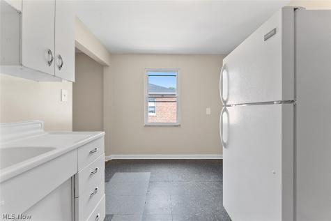 21300 Crystal Avenue Euclid OH 44123
