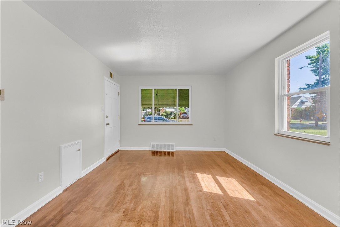 21300 Crystal Avenue Euclid OH 44123