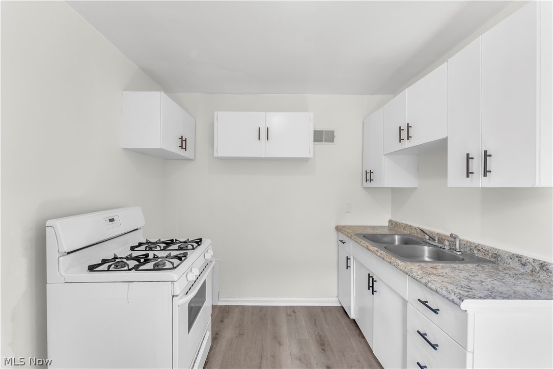21300 Crystal Avenue Euclid OH 44123