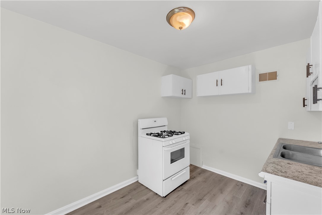 21300 Crystal Avenue Euclid OH 44123