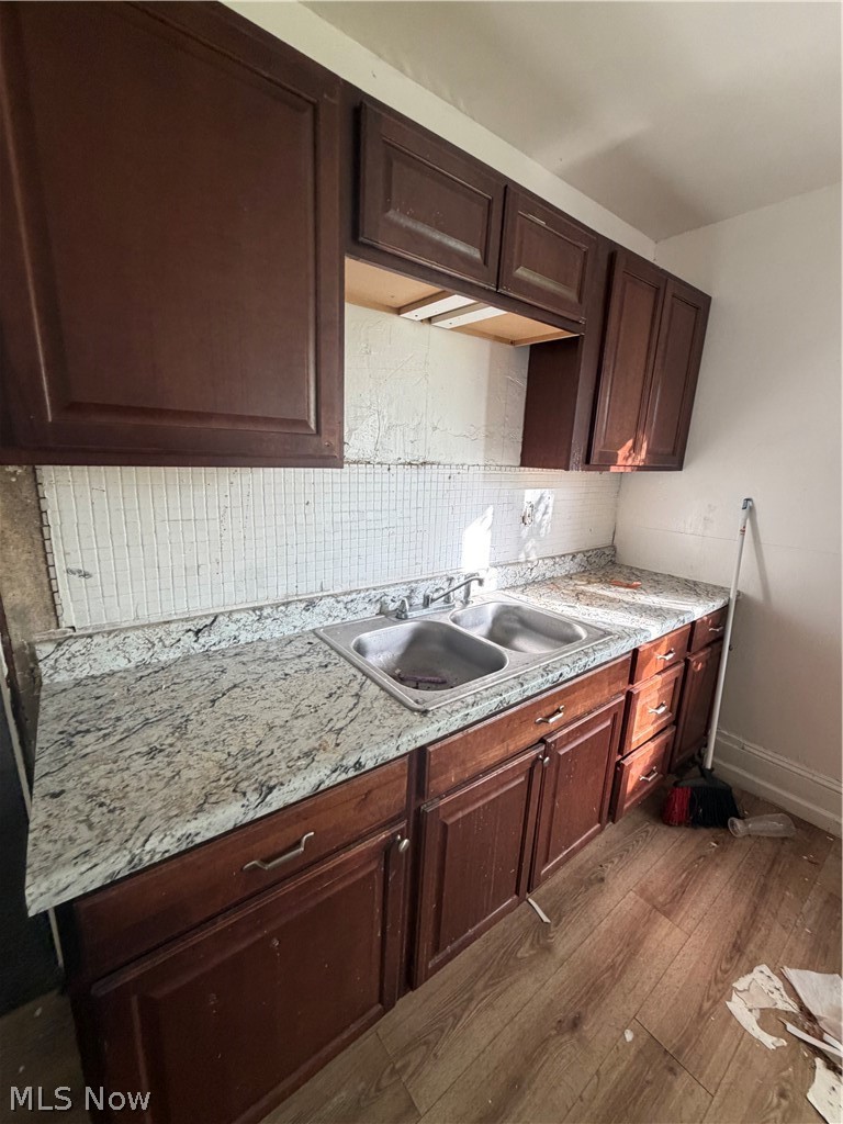 1247 E 84th Street Cleveland OH 44103