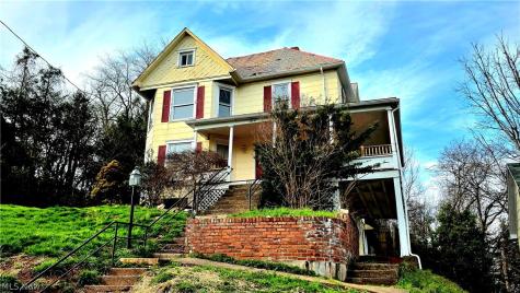 104 W Spring Street Marietta OH 45750