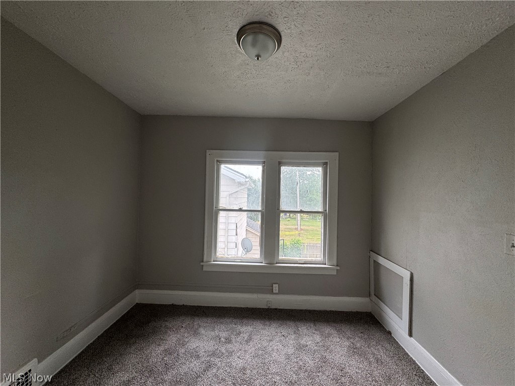 1092 E 169th Street Cleveland OH 44110