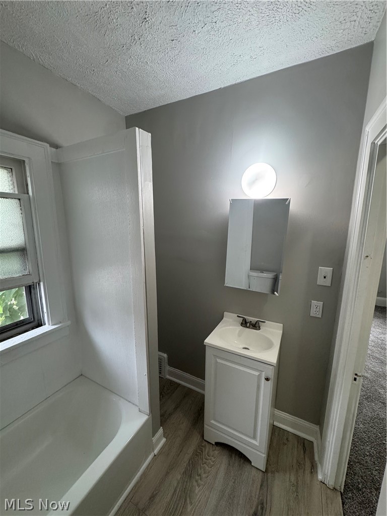 1092 E 169th Street Cleveland OH 44110