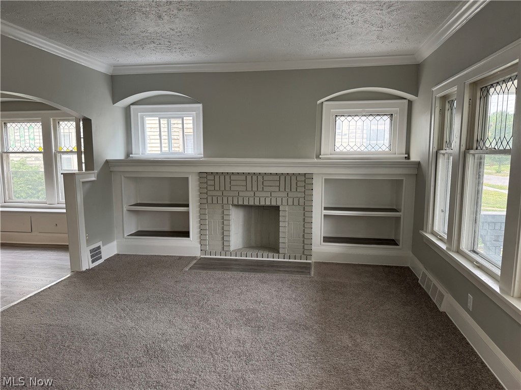 1092 E 169th Street Cleveland OH 44110