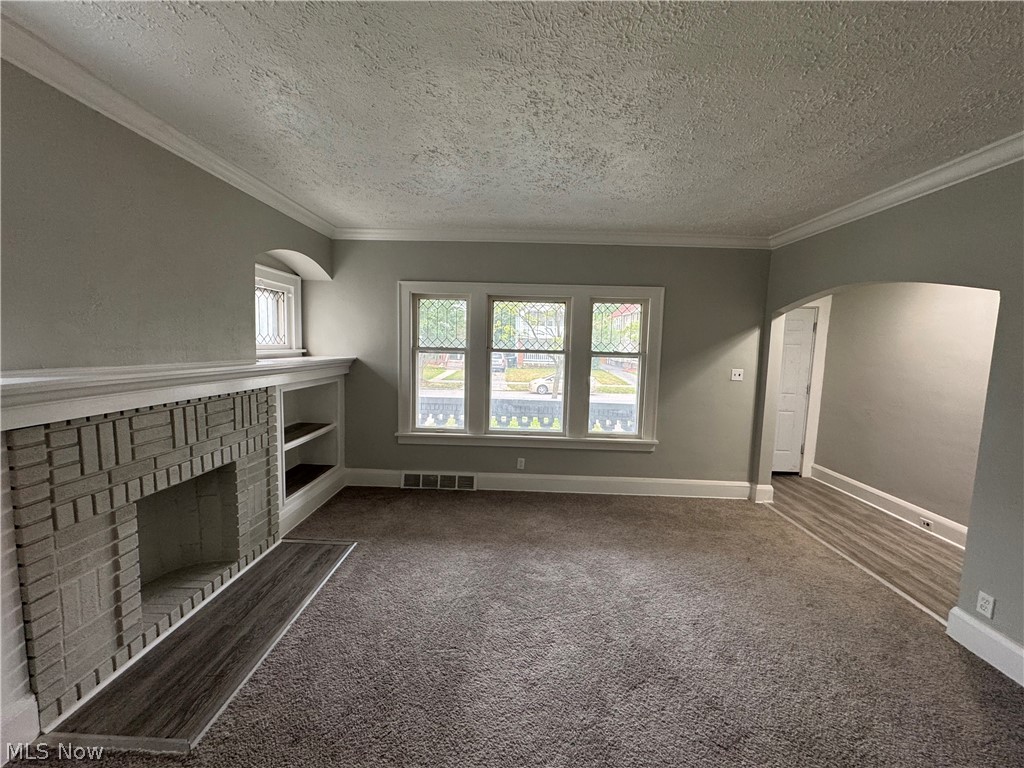 1092 E 169th Street Cleveland OH 44110