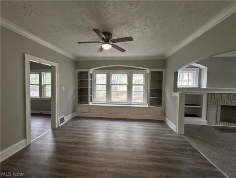 1092 E 169th Street Cleveland OH 44110