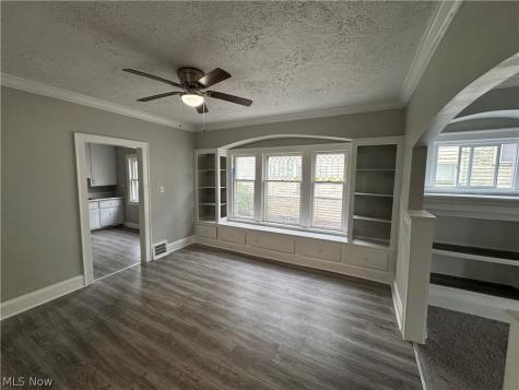 1092 E 169th Street Cleveland OH 44110