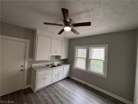 1092 E 169th Street Cleveland OH 44110